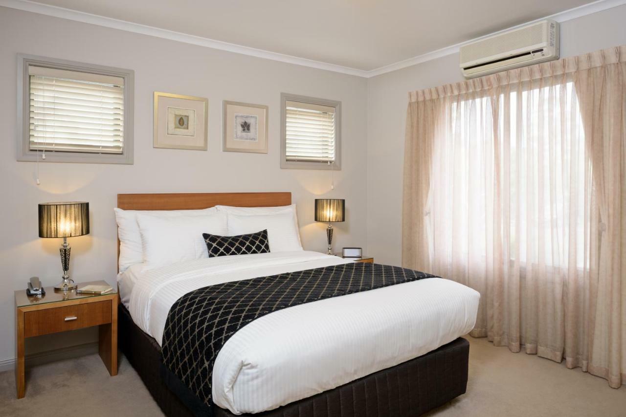 Ringwood Royale Aparthotel Bagian luar foto